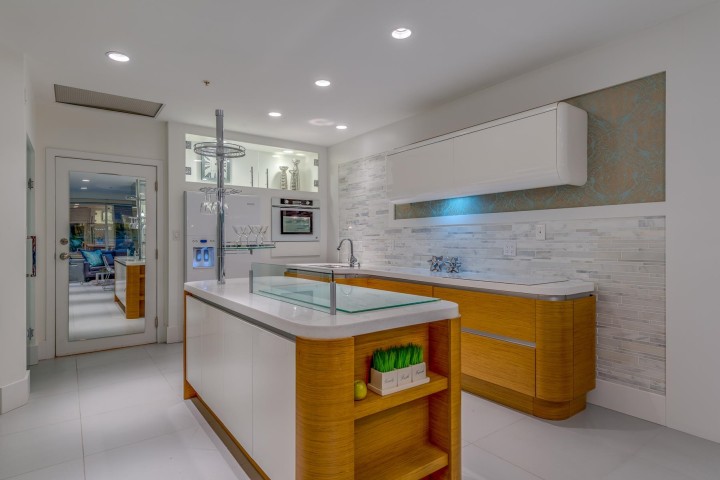 Photo 3 at 203 - 1177 Hornby Street, Downtown VW, Vancouver West