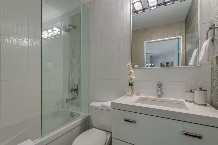 Photo 14 at 203 - 1177 Hornby Street, Downtown VW, Vancouver West