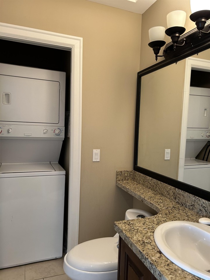 Photo 7 at 8463 Oak Street, Marpole, Vancouver West