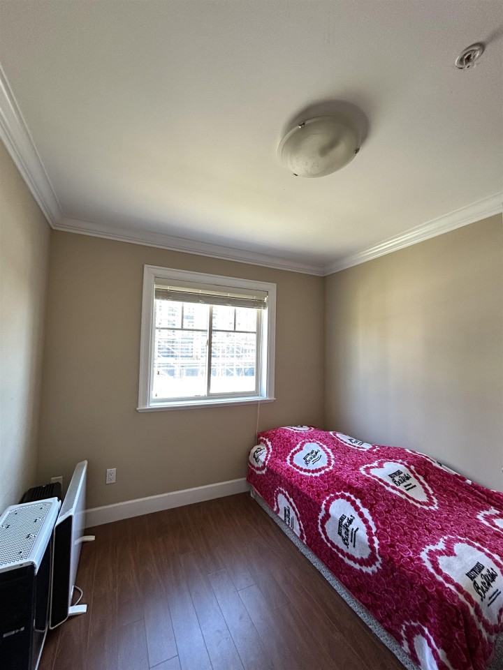 Photo 10 at 8463 Oak Street, Marpole, Vancouver West