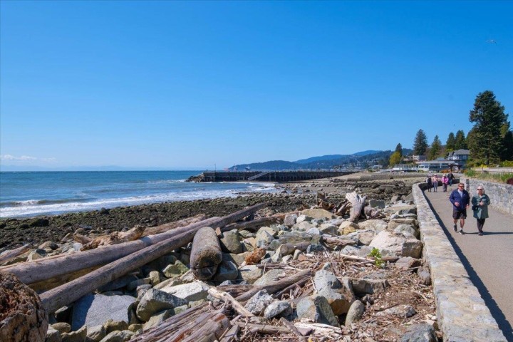 Photo 27 at 302 - 2455 Bellevue Avenue, Dundarave, West Vancouver