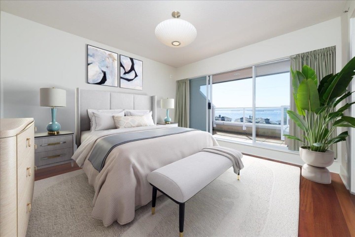 Photo 13 at 302 - 2455 Bellevue Avenue, Dundarave, West Vancouver