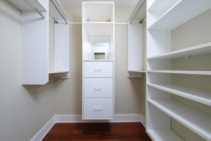 Photo 16 at 302 - 2455 Bellevue Avenue, Dundarave, West Vancouver