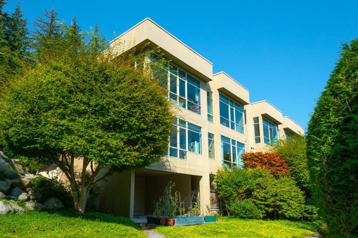 Photo 28 at 3178 Deer Ridge Drive, Deer Ridge WV, West Vancouver