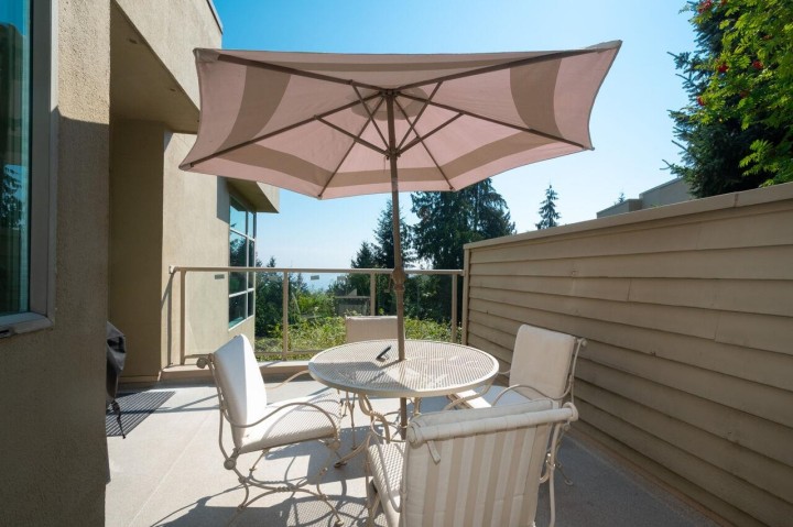 Photo 9 at 3178 Deer Ridge Drive, Deer Ridge WV, West Vancouver