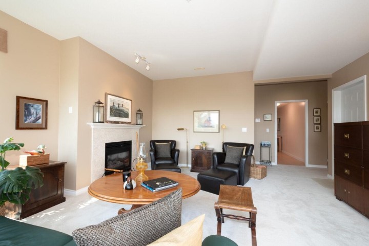 Photo 24 at 3178 Deer Ridge Drive, Deer Ridge WV, West Vancouver