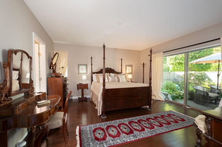 Photo 15 at 3178 Deer Ridge Drive, Deer Ridge WV, West Vancouver