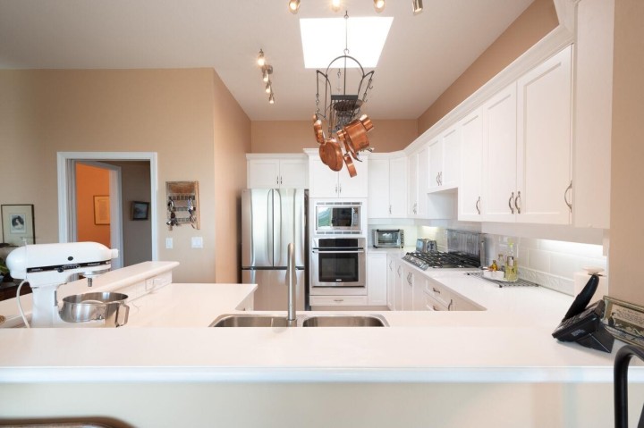 Photo 11 at 3178 Deer Ridge Drive, Deer Ridge WV, West Vancouver