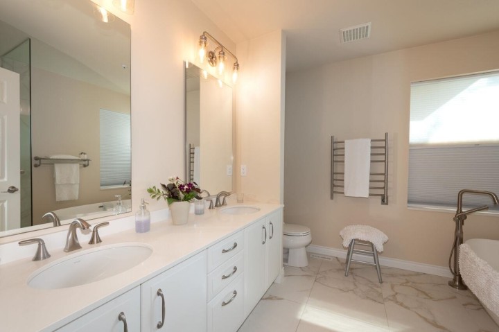 Photo 19 at 3178 Deer Ridge Drive, Deer Ridge WV, West Vancouver