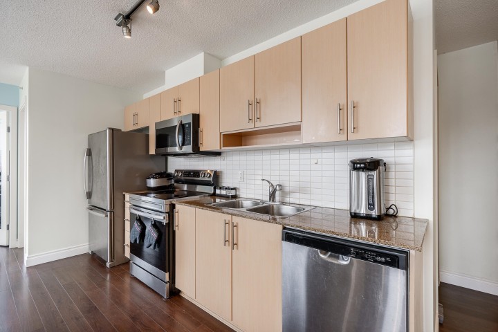 Photo 14 at 1804 - 550 Taylor Street, Downtown VW, Vancouver West