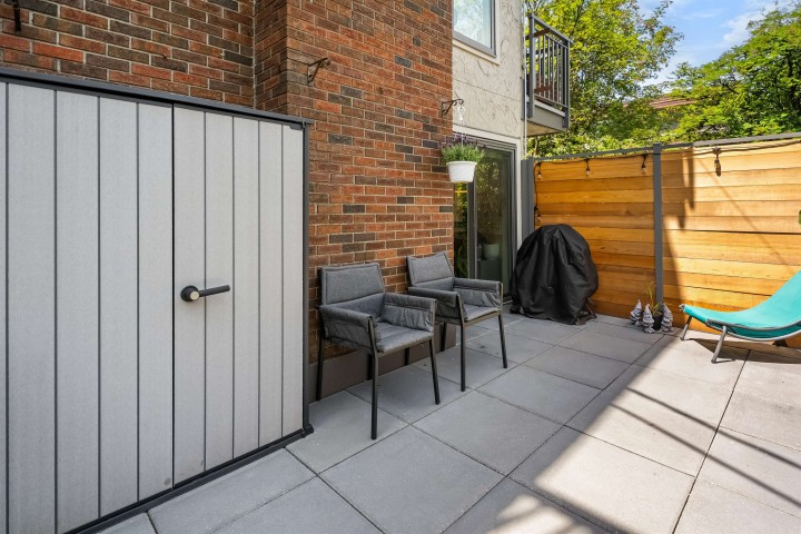 Photo 9 at 101 - 2121 W 6th Avenue, Kitsilano, Vancouver West