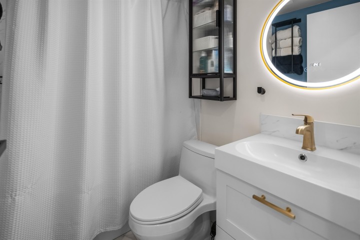 Photo 24 at 101 - 2121 W 6th Avenue, Kitsilano, Vancouver West