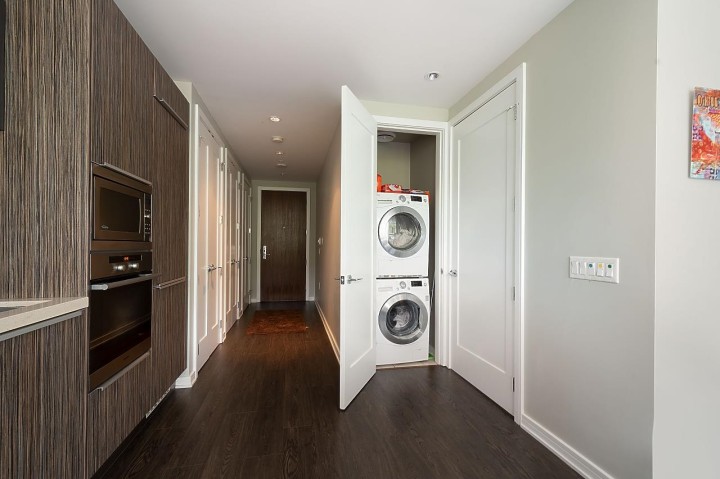 Photo 8 at 411 - 181 W 1st Avenue, False Creek, Vancouver West