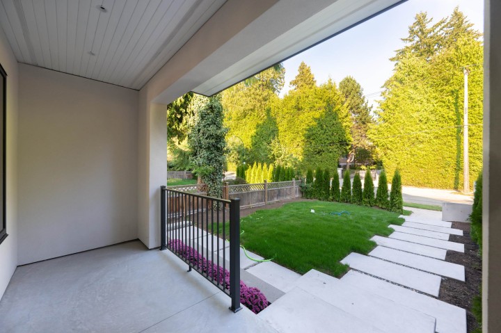 Photo 2 at 4475 Wallace Street, Dunbar, Vancouver West