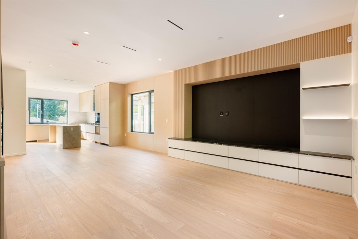 Photo 3 at 4475 Wallace Street, Dunbar, Vancouver West