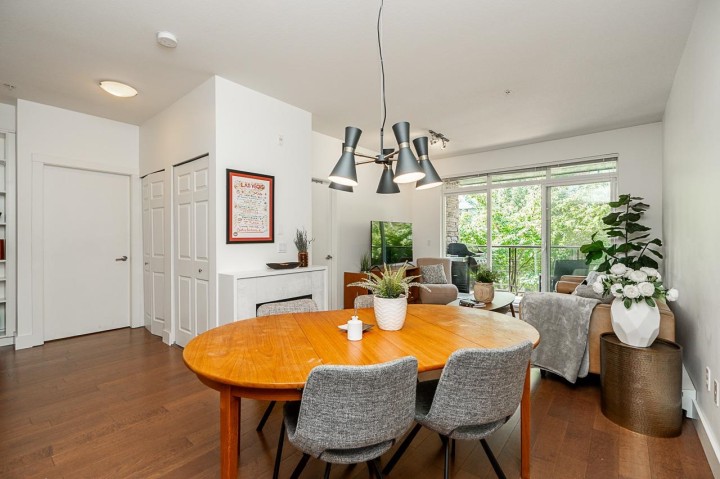 Photo 2 at 207 - 5928 Birney Avenue, University VW, Vancouver West