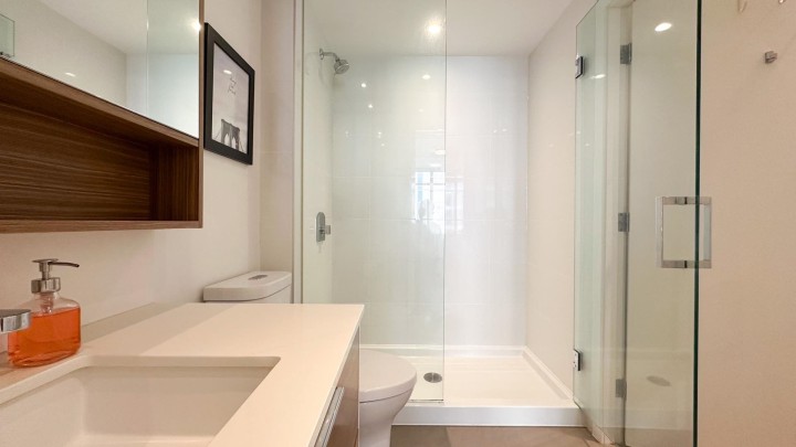 Photo 16 at 515 - 1661 Quebec Street, Mount Pleasant VE, Vancouver East