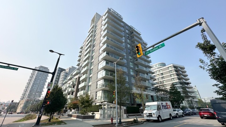 Photo 1 at 515 - 1661 Quebec Street, Mount Pleasant VE, Vancouver East