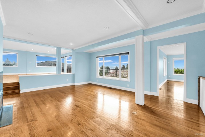 Photo 12 at 2558 Mathers Avenue, Dundarave, West Vancouver