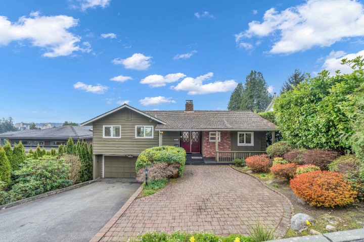 Photo 39 at 2558 Mathers Avenue, Dundarave, West Vancouver