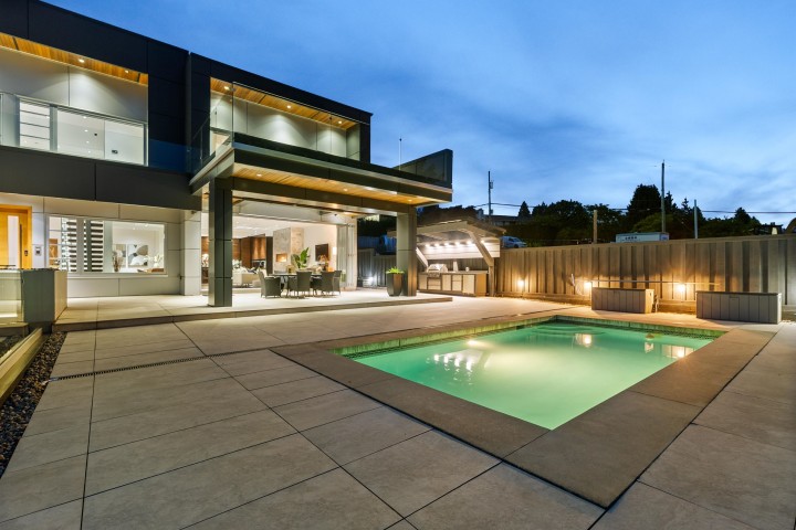 Photo 2 at 1265 Queens Avenue, British Properties, West Vancouver