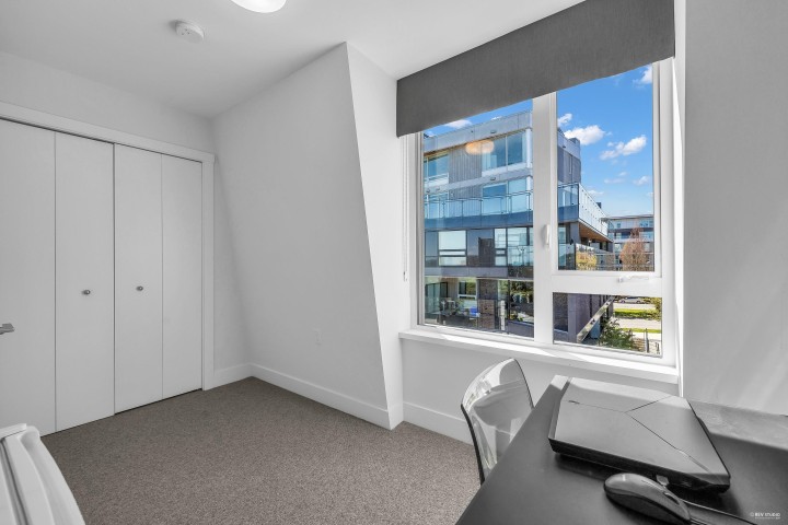 Photo 16 at 7623 Yukon Street, Marpole, Vancouver West