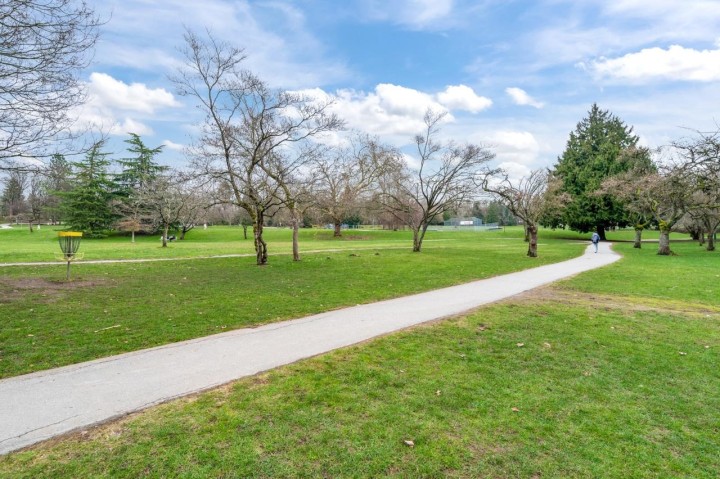 Photo 28 at 501 - 4759 Valley Drive, Quilchena, Vancouver West