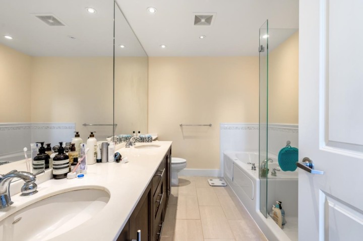 Photo 21 at 501 - 4759 Valley Drive, Quilchena, Vancouver West