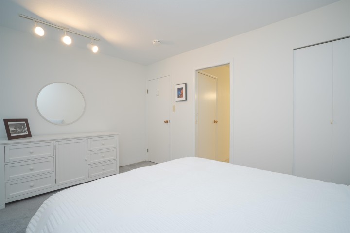 Photo 23 at 1346 Laburnum Street, Kitsilano, Vancouver West