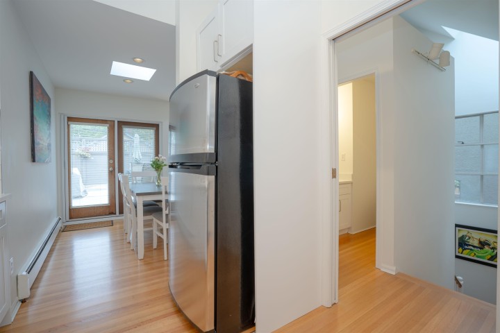 Photo 11 at 1346 Laburnum Street, Kitsilano, Vancouver West