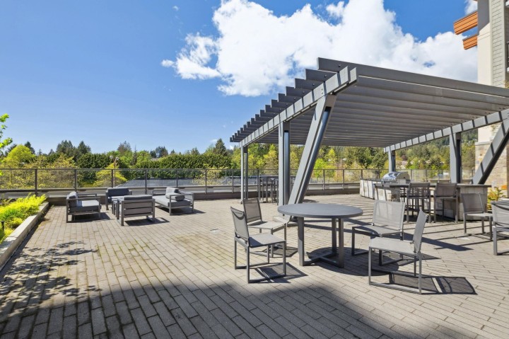 Photo 27 at 609 - 2780 Valley Centre Avenue, Lynn Valley, North Vancouver