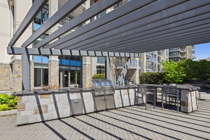 Photo 28 at 609 - 2780 Valley Centre Avenue, Lynn Valley, North Vancouver