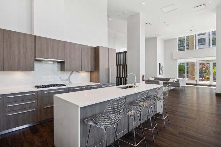 Photo 19 at 609 - 2780 Valley Centre Avenue, Lynn Valley, North Vancouver