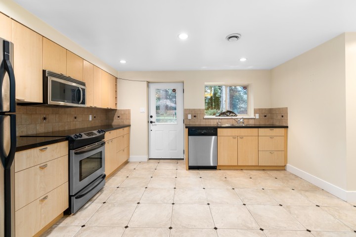 Photo 30 at 4793 Capilano Road, Canyon Heights NV, North Vancouver