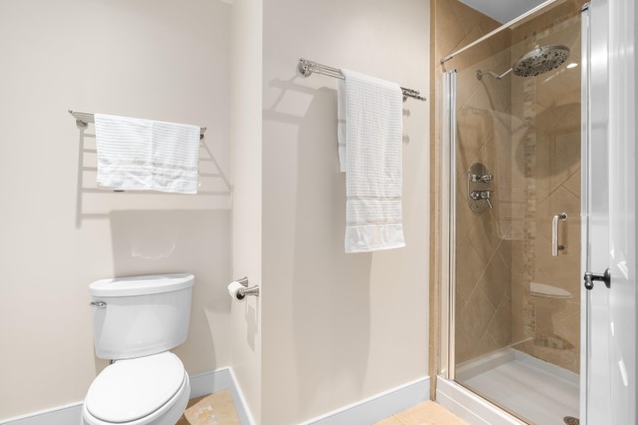 Photo 33 at 4793 Capilano Road, Canyon Heights NV, North Vancouver