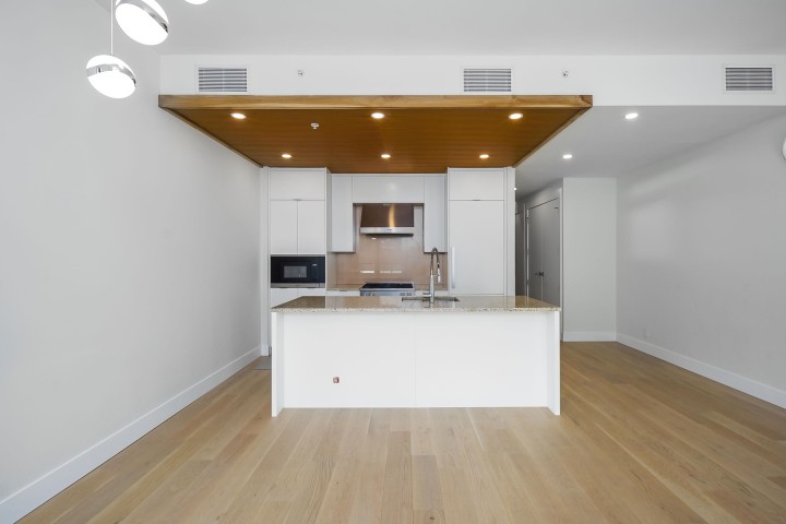 Photo 3 at 406 - 6687 Nelson Avenue, Horseshoe Bay WV, West Vancouver