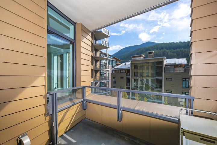 Photo 9 at 406 - 6687 Nelson Avenue, Horseshoe Bay WV, West Vancouver