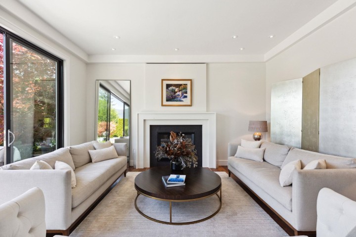 Photo 12 at 939 Friar Crescent, Dollarton, North Vancouver