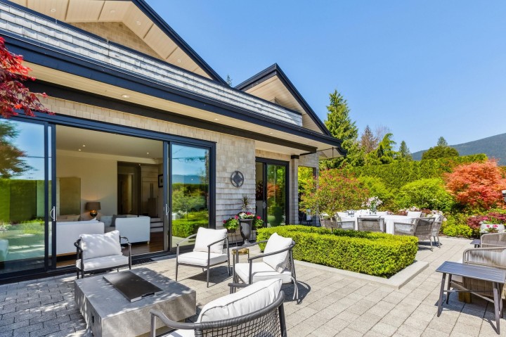 Photo 34 at 939 Friar Crescent, Dollarton, North Vancouver