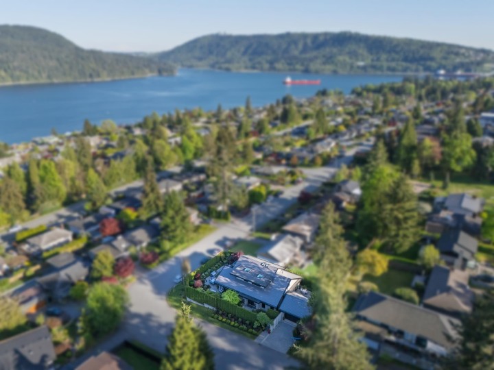 Photo 40 at 939 Friar Crescent, Dollarton, North Vancouver