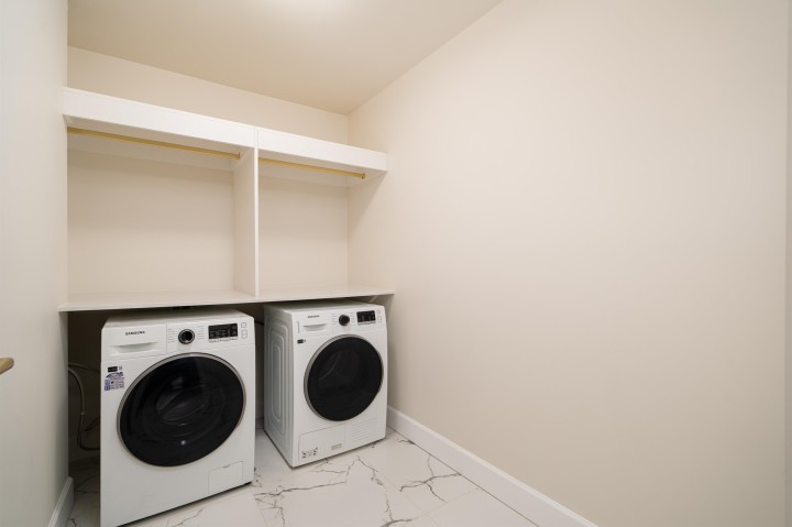 Photo 27 at 303 - 3668 W 10th Avenue, Kitsilano, Vancouver West