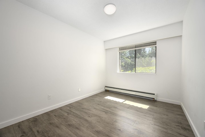 Photo 19 at 305 - 310 W 3rd Street, Lower Lonsdale, North Vancouver