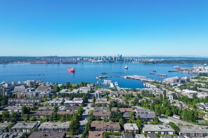 Photo 25 at 305 - 310 W 3rd Street, Lower Lonsdale, North Vancouver