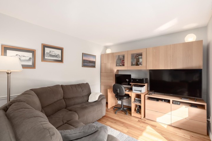 Photo 14 at 5 - 3634 Garibaldi Drive, Roche Point, North Vancouver