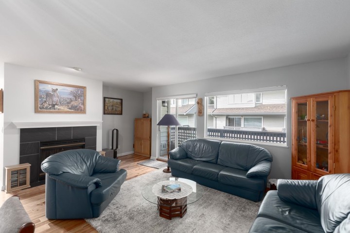 Photo 8 at 5 - 3634 Garibaldi Drive, Roche Point, North Vancouver