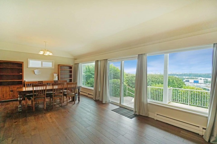 Photo 14 at 850 Esquimalt Avenue, Sentinel Hill, West Vancouver