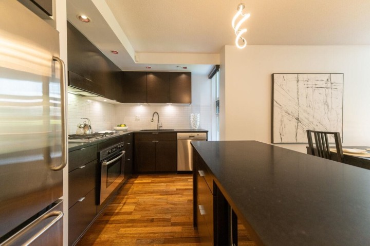 Photo 6 at 501 - 1055 Homer Street, Yaletown, Vancouver West