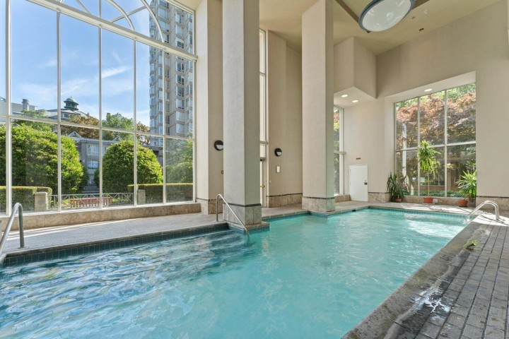 Photo 16 at 1105 - 2668 Ash Street, Fairview VW, Vancouver West