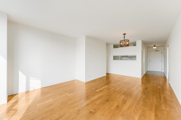 Photo 4 at 1105 - 2668 Ash Street, Fairview VW, Vancouver West