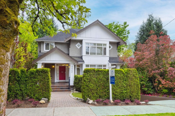 Photo 1 at 3322 W 40th Avenue, Dunbar, Vancouver West